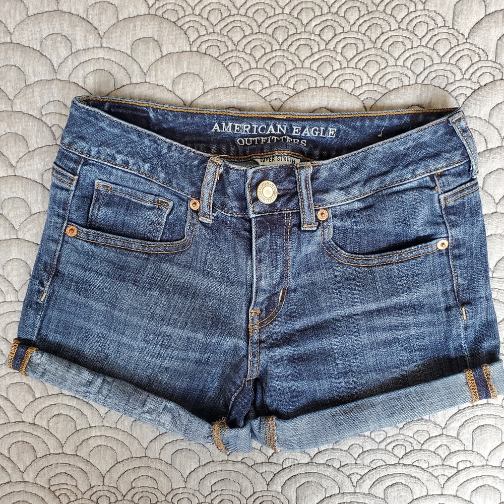 American Eagle Jean Shorts SZ 4
